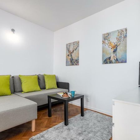 Apartaments Solec 79 By Noclegi Renters Varsavia Esterno foto
