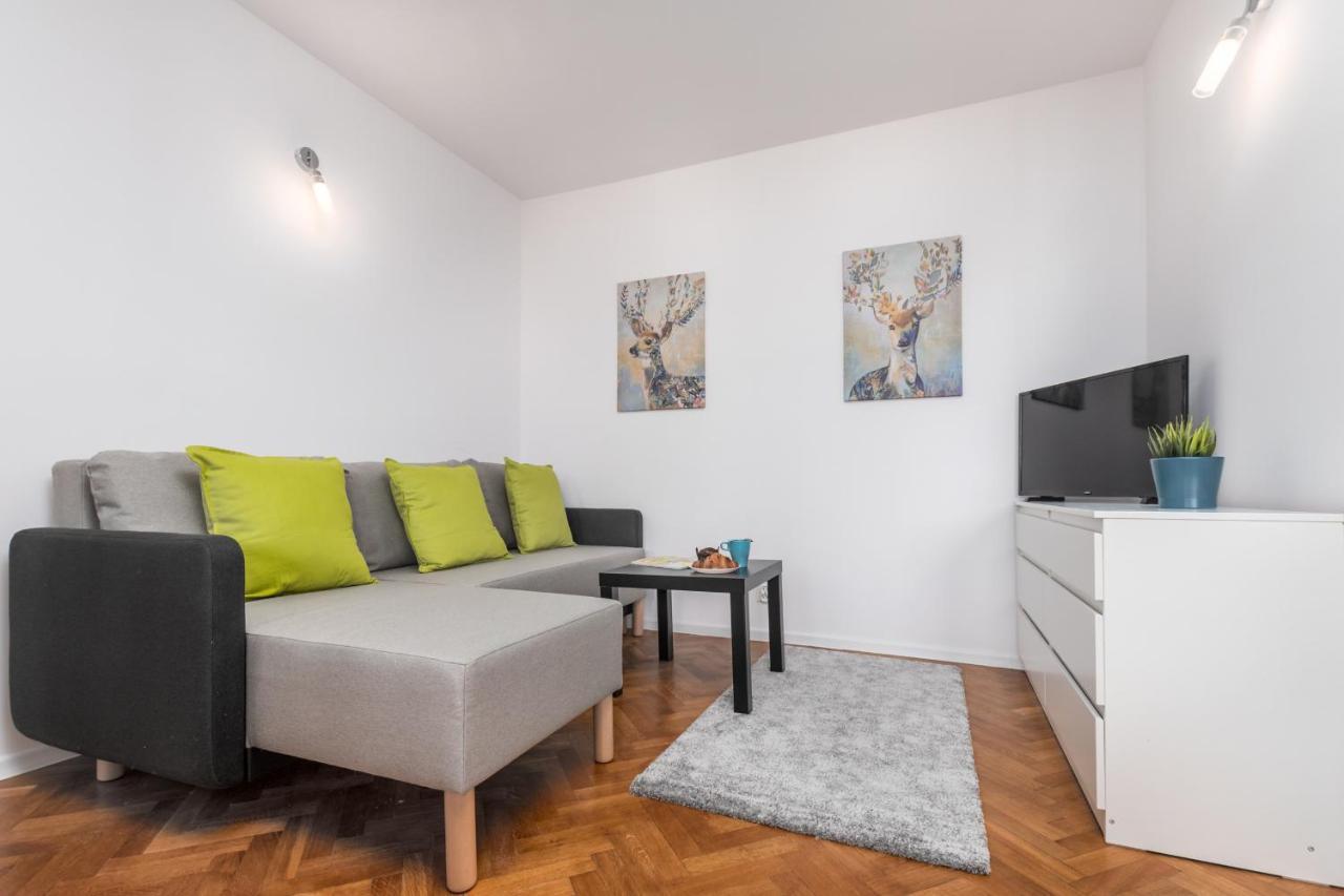 Apartaments Solec 79 By Noclegi Renters Varsavia Esterno foto