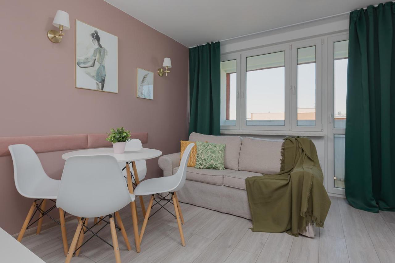 Apartaments Solec 79 By Noclegi Renters Varsavia Esterno foto