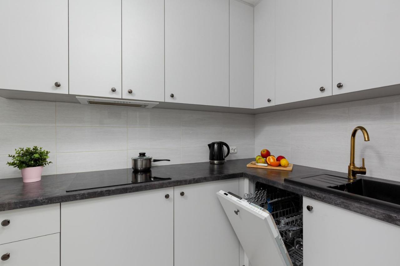 Apartaments Solec 79 By Noclegi Renters Varsavia Esterno foto