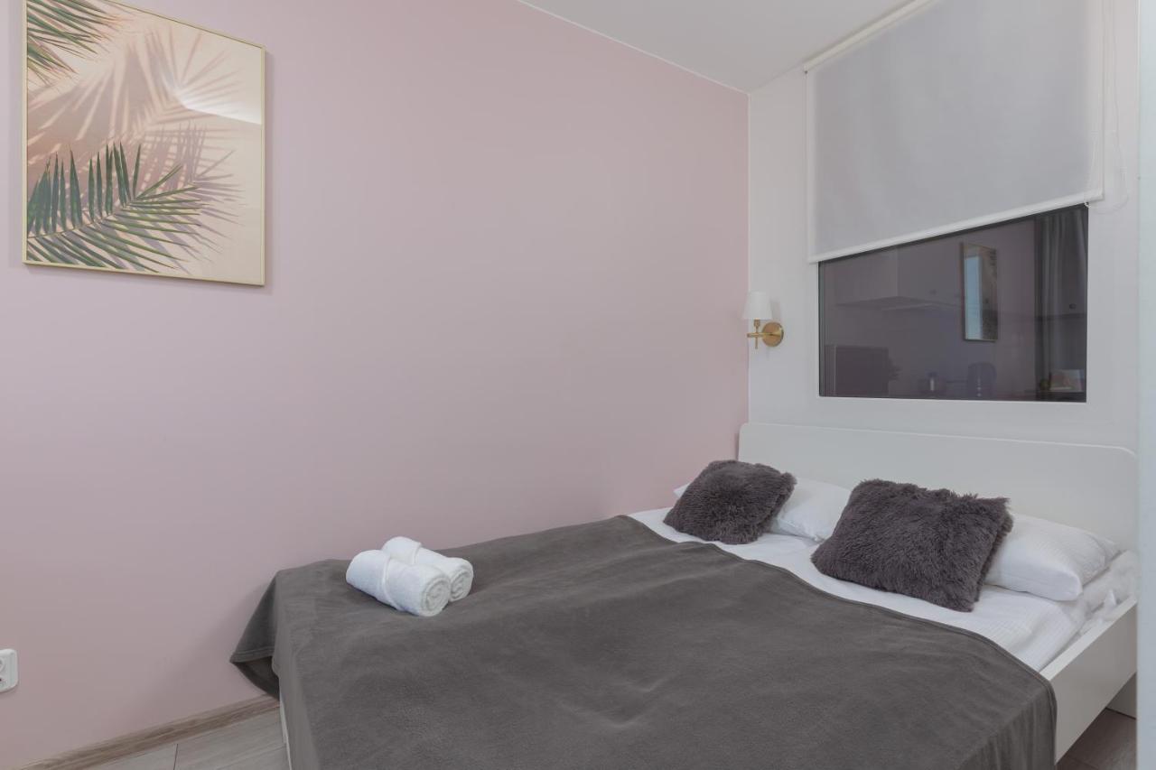 Apartaments Solec 79 By Noclegi Renters Varsavia Esterno foto