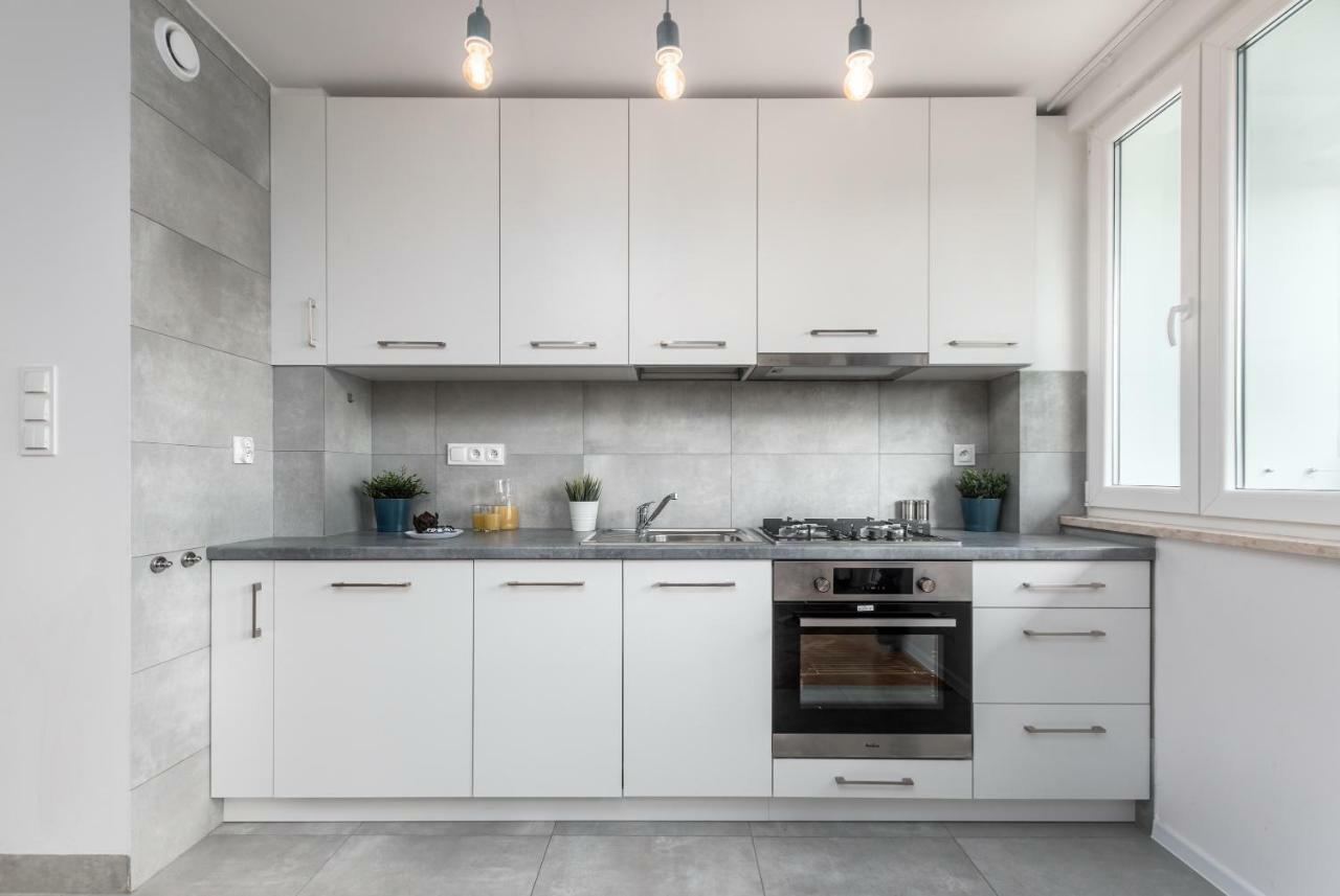 Apartaments Solec 79 By Noclegi Renters Varsavia Esterno foto