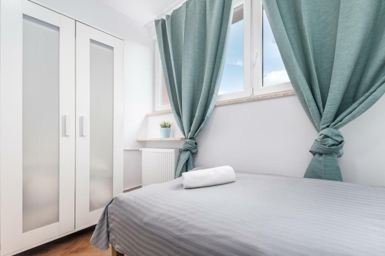 Apartaments Solec 79 By Noclegi Renters Varsavia Esterno foto
