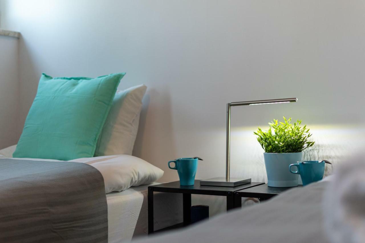 Apartaments Solec 79 By Noclegi Renters Varsavia Esterno foto